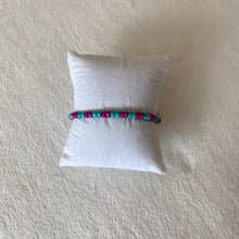 Load image into Gallery viewer, two color beaded bracelet
